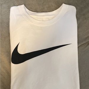 Nike Logo Swoosh T shirt White and Black